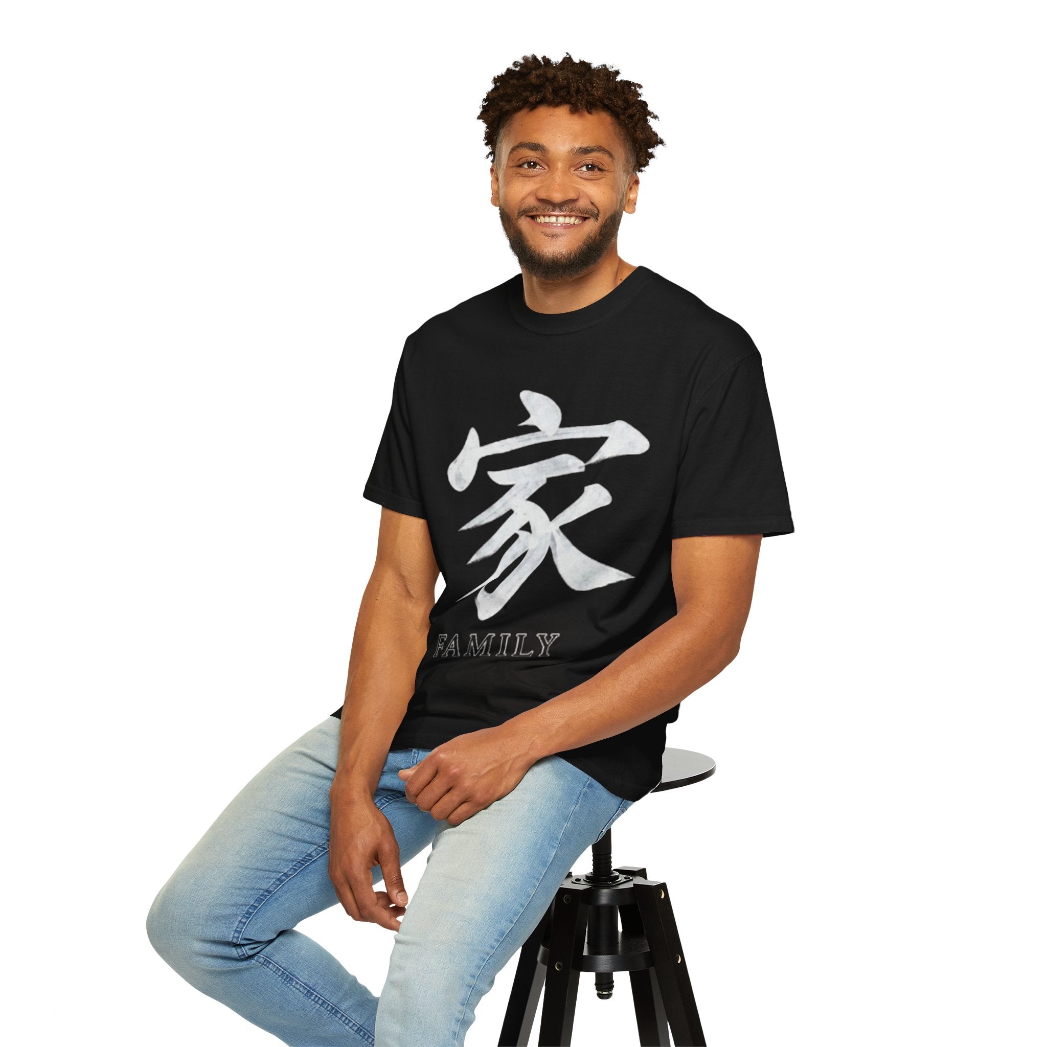 Graphic Tee — Family 家