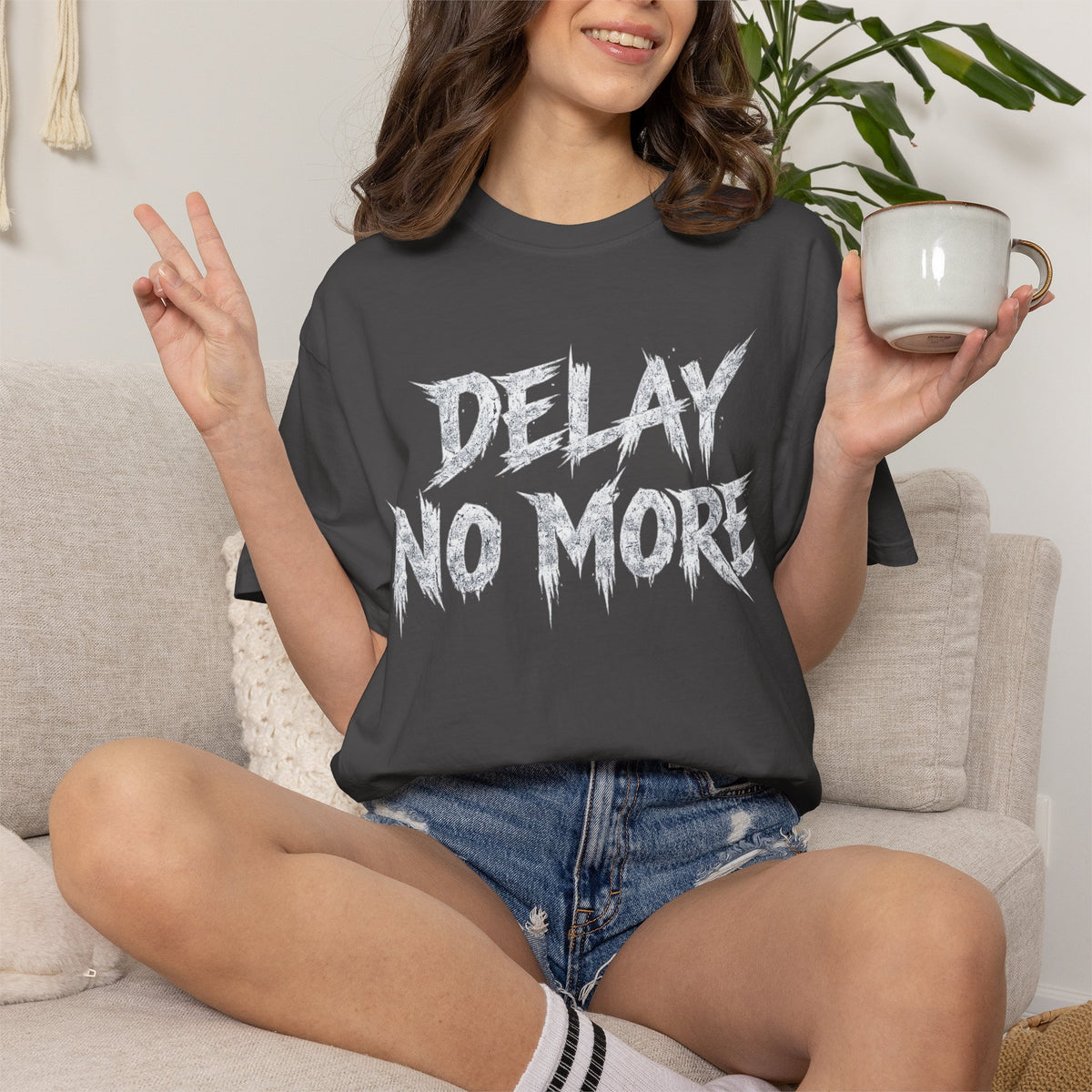 Graphic Tee — Delay No More 不再拖延