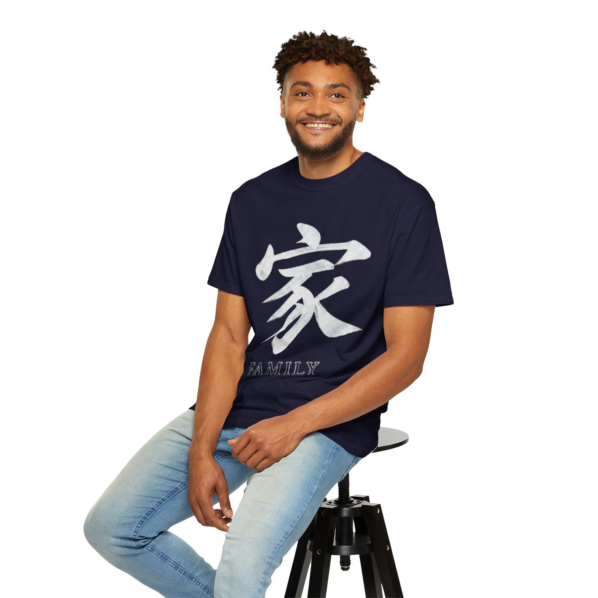 Graphic Tee — Family 家