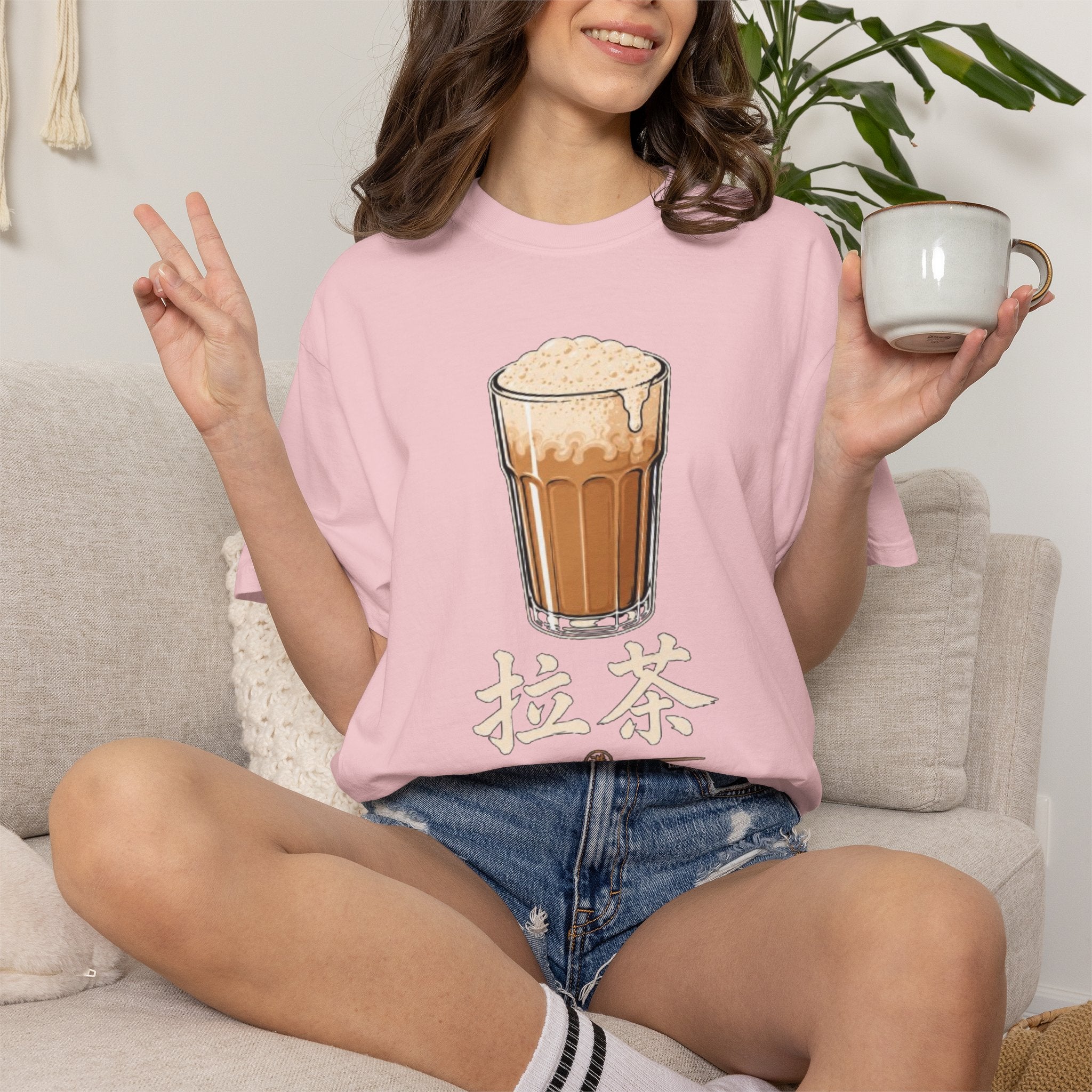 Graphic Tee — Pulled Tea 拉茶