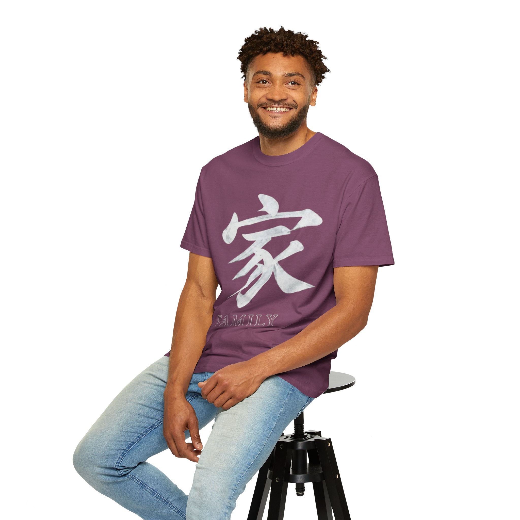 Graphic Tee — Family 家