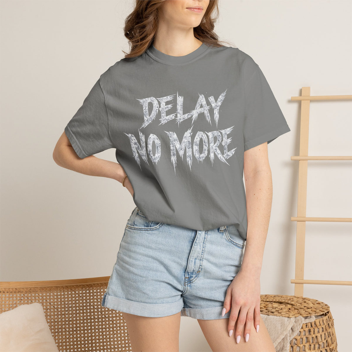 Graphic Tee — Delay No More 不再拖延