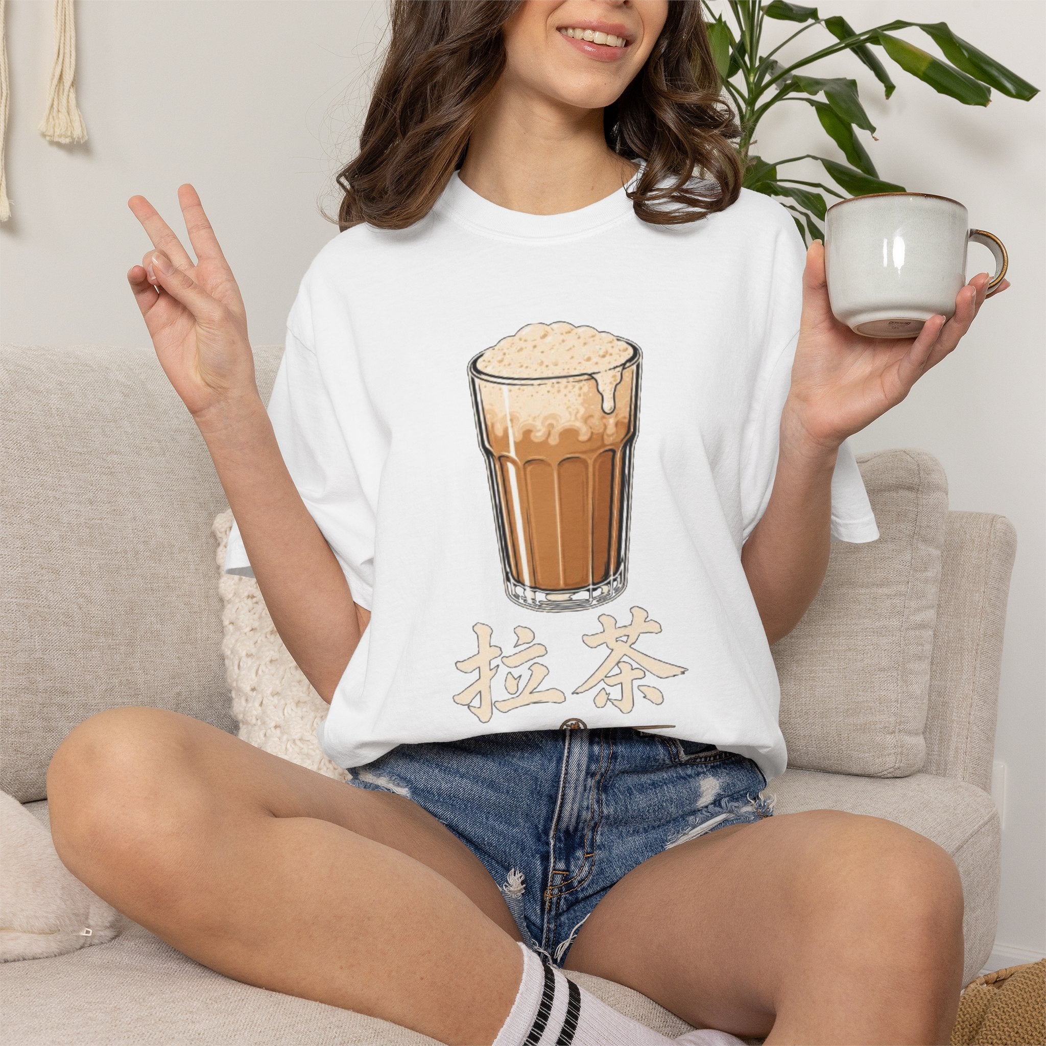 Graphic Tee — Pulled Tea 拉茶